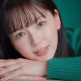 【画像8枚】多部未華子「タックスナップ」新CMのドアップが尊すぎる！グリーンのニットと「確定申告の女神」ぶりを徹底解説